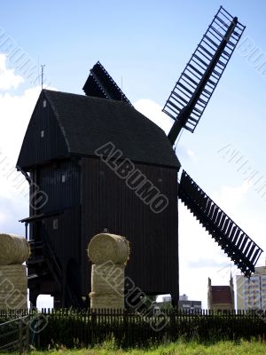 Bock windmill Marzahn and straw bales
