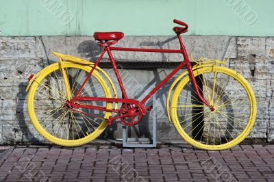 old yellow bicycle