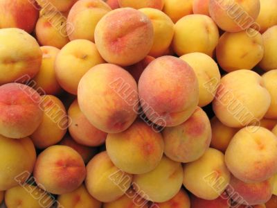 Ripe peaches, laid out for sale