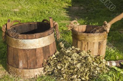  wooden bucket 