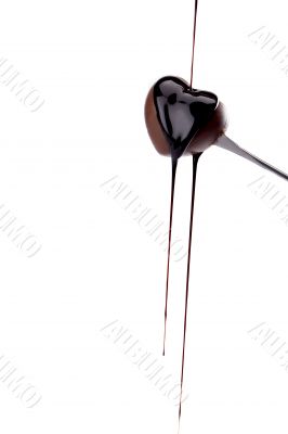  pouring chocolate syrup
