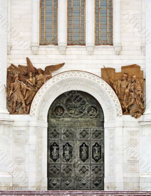 Entrance to the temple of Christ the Saviour Cathedral in Moscow