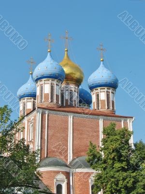 Golden domes of the Ryazan Kremlin 
