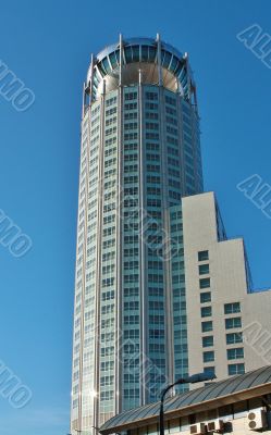 High-tech style building