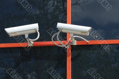 Outdoor cameras 