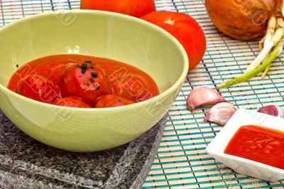 Meatballs with tomato sauce