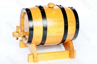 Wooden wine jar