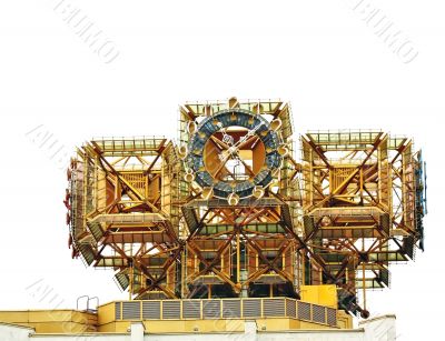 Decorative elements on the roof  of the building