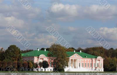 Kuskovo estate. View of the ducal palace from the Great Pond
