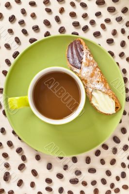 top view of a coffee with bread