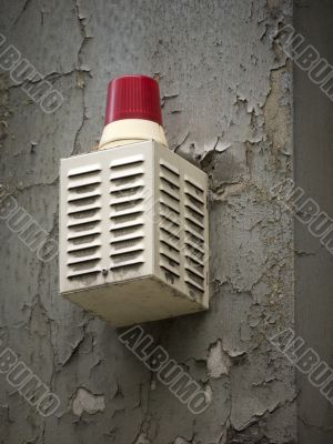 Alarm-white-red