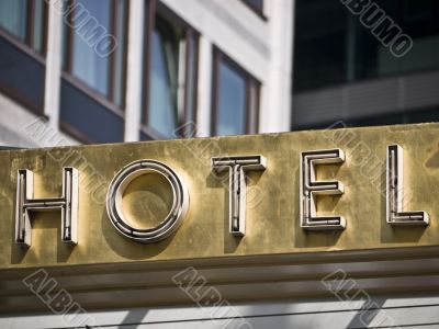 Sign-Hotel-gold