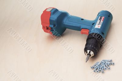 powerdrill with new screws