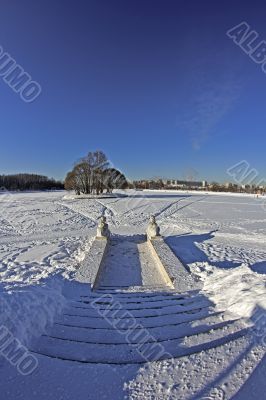 Upper pond in Tsaritsyno