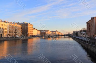 River and bridge in Sankt Petersburg
