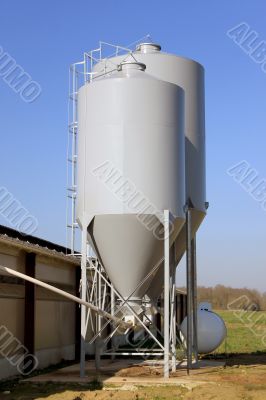 grain silo