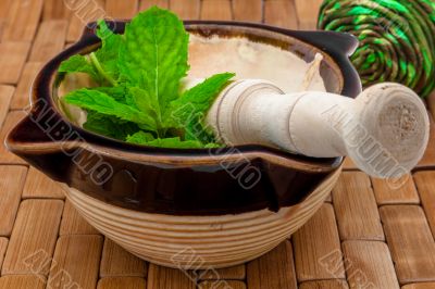 Mortar and pestle