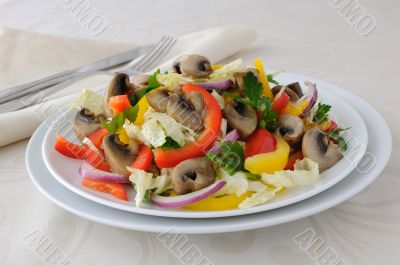 Vegetable salad with mushrooms