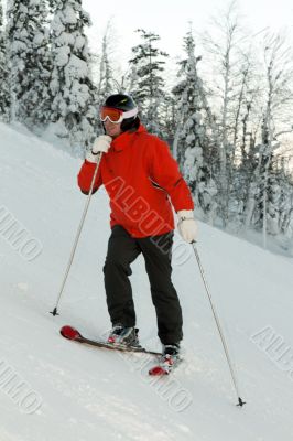 Man skiing