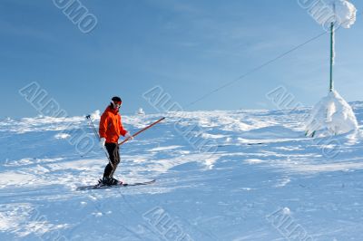 Man skiing