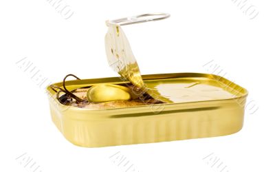 bait in tin can