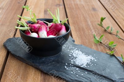 Radish in bowl