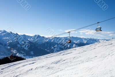 Cable car going to Schmitten peak