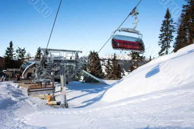 Cable car going to Schmitten