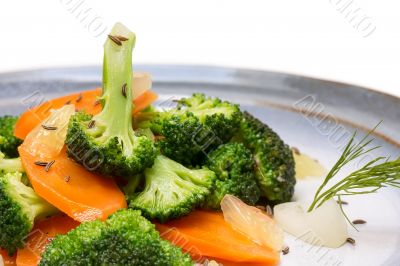 Broccoli carrot salad