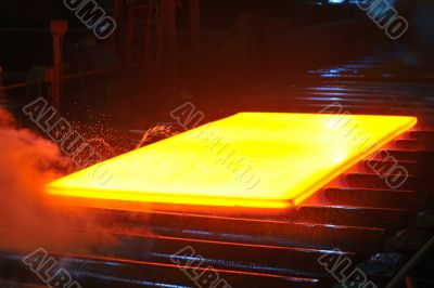 hot steel on conveyor 