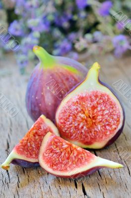 fresh figs isolated