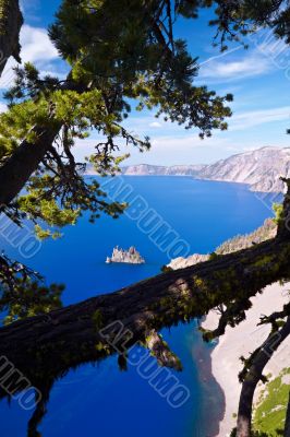 Phantom Ship, Crater Lake