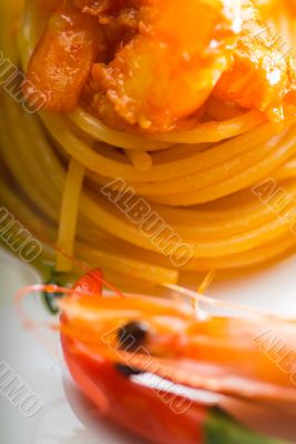 pasta and spicy shrimps