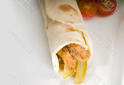 pita bread chicken roll
