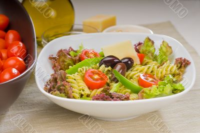 italian fusilli pasta salad