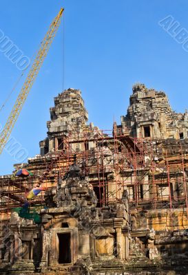 Tower crane in the temple of Angkor Wat