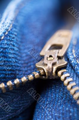 close up zipper
