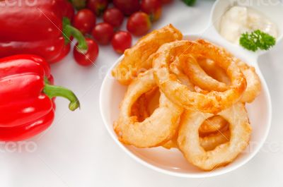 golden deep fried onion rings 