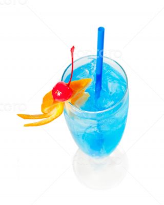blue long drink cocktail