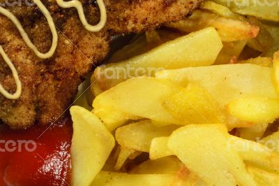 French fries with chicken chops