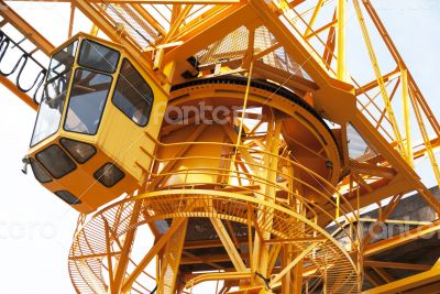 The old Crane