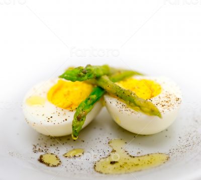 asparagus and eggs