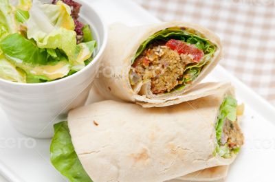 falafel pita bread roll wrap sandwich