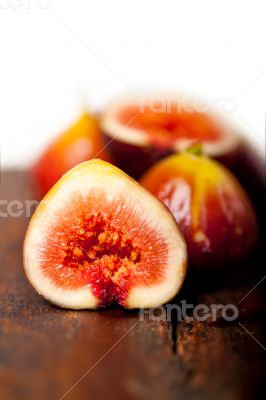 fresh figs over old wood