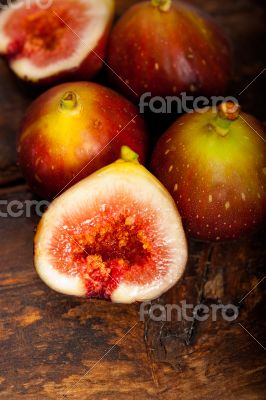 fresh figs over old wood