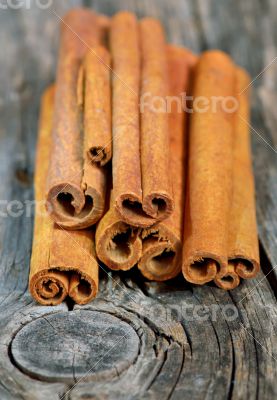 cinnamon sticks