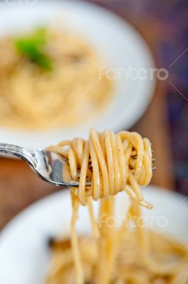 Italian pasta and mushroom sauce 