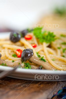 Italian pasta and mushroom sauce 
