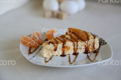 Cheese cake with tangerines