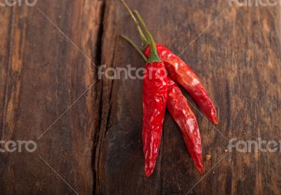 dry red chili peppers 